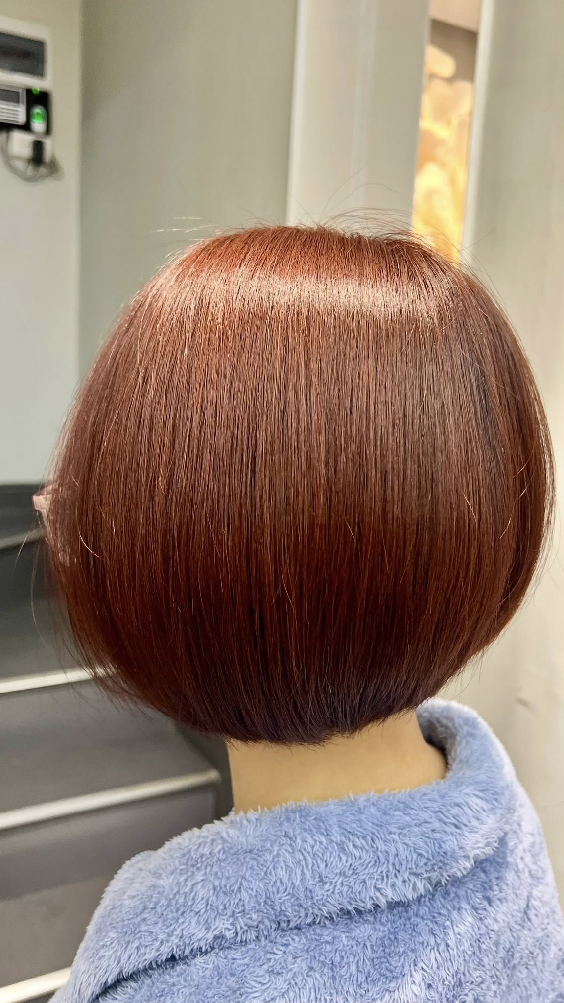Nhuộm Tóc Ngắn Bóng Mượt: Bí Quyết "Đổi Màu Không Đổi Chất" Tại Kim Loan Hair Salon 1