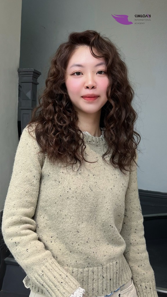 Mẫu tóc uốn Jelly Perm đón Tết 2026 cực cháy