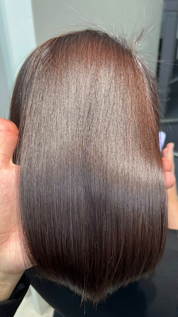 Màu nâu công sở bóng mượt tại Kim Loan Hair Salon