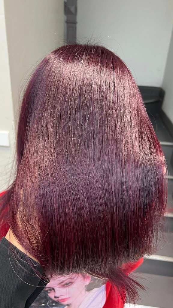 Màu tóc Tím Đỏ Elumen đẳng cấp tại Kim Loan Hair Salon