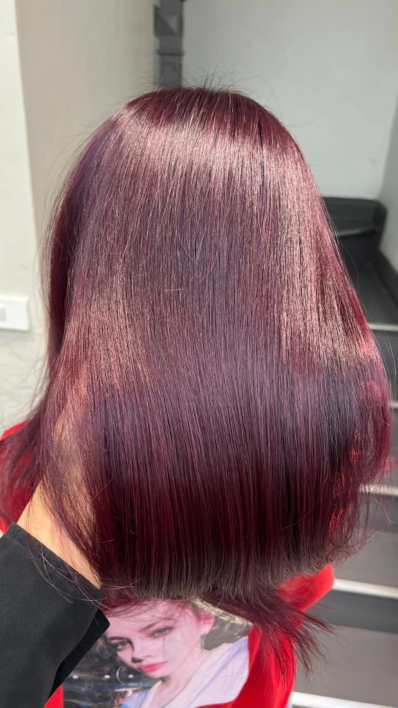 Độ bóng mượt của màu tóc Tím Đỏ Elumen