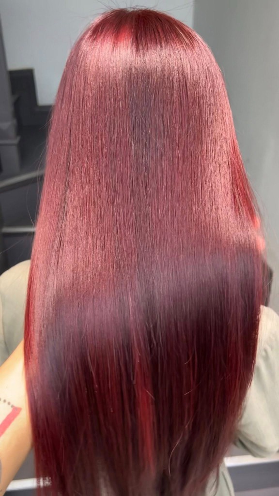 Màu Elumen giúp diện mạo rạng rỡ và bắt sáng cực tốt