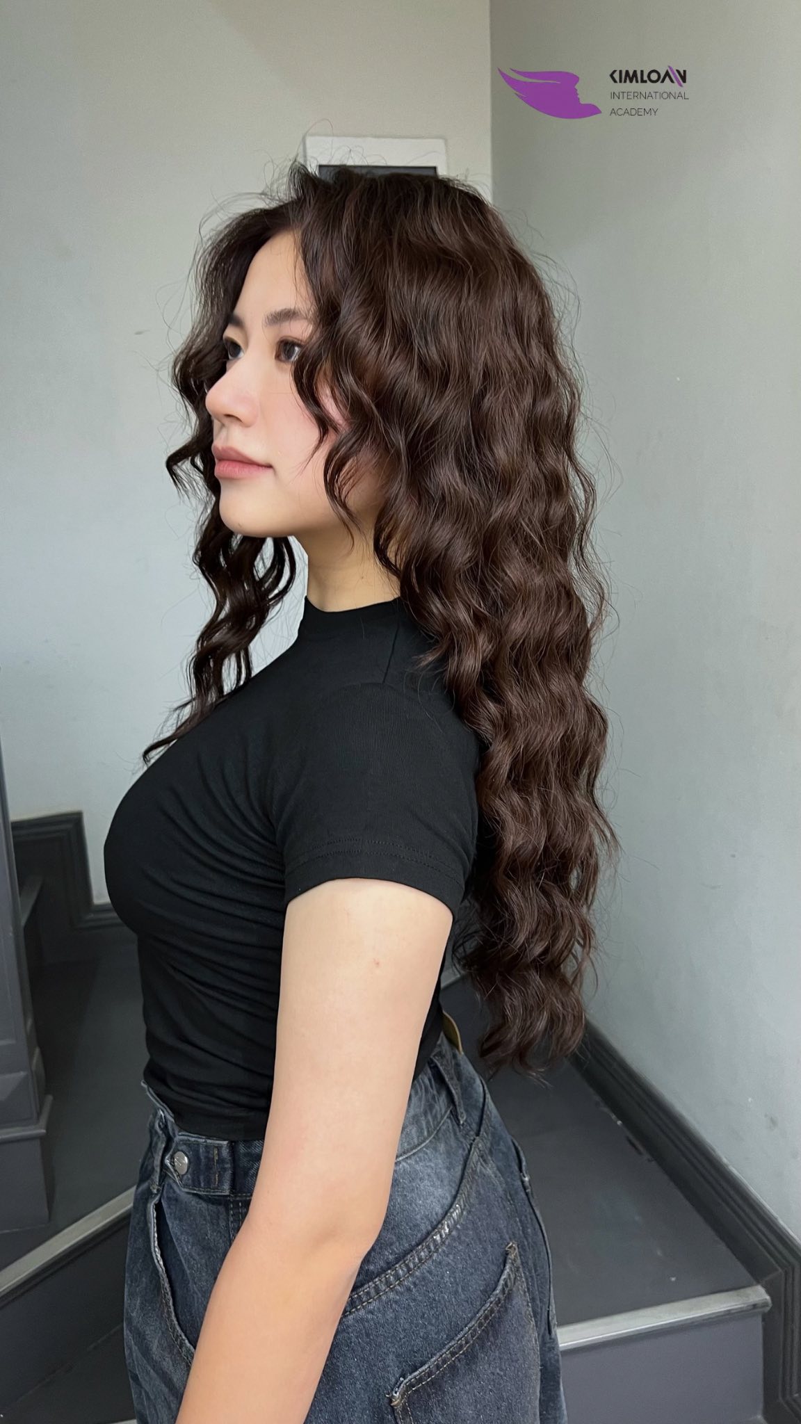 Đón Ngày Mới Rạng Rỡ Cùng "Jelly Perm Nhà Kim Loan" – Vẻ Đẹp Phóng Khoáng, Cuốn Hút Mọi Ánh Nhìn 2