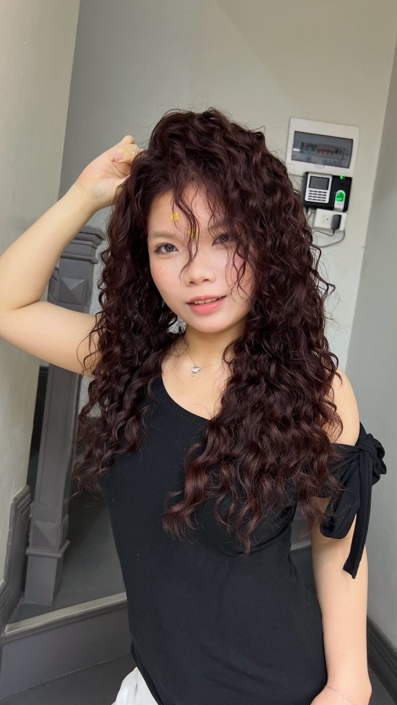 Jelly Perm mang lại vẻ đẹp riêng biệt và cuốn hút cho phái đẹp