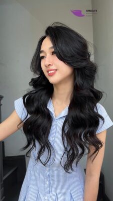 Diện mạo rạng rỡ của du học sinh Thụy Sĩ với mái tóc uốn xoăn bung thiết kế bồng bềnh