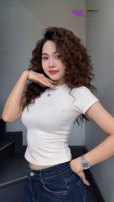 Mái tóc uốn xoăn Jelly Perm trẻ trung cá tính cho cô nàng Gen Z tại Kim Loan Hair Salon