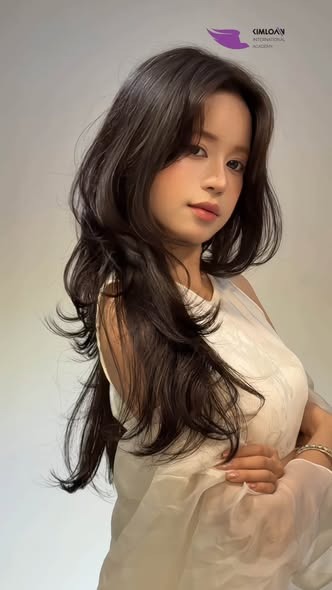 High Layer Perm Cho Mái Tóc Sợi To Cứng: Tạo Độ Phồng Mềm Mại Và Chuyển Động Tự Nhiên Tại Kim Loan Hair Salon 1 High Layer Perm Cho Mái Tóc Sợi To Cứng: Tạo Độ Phồng Mềm Mại Và Chuyển Động Tự Nhiên Tại Kim Loan Hair Salon 1