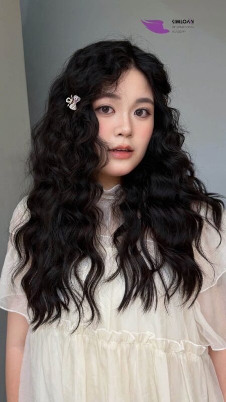 Jelly Perm Thiết Kế: Giải Pháp Tạo Kiểu Cá Nhân Hóa Tôn Vinh Vẻ Đẹp Độc Bản Tại Kim Loan Hair Salon 1