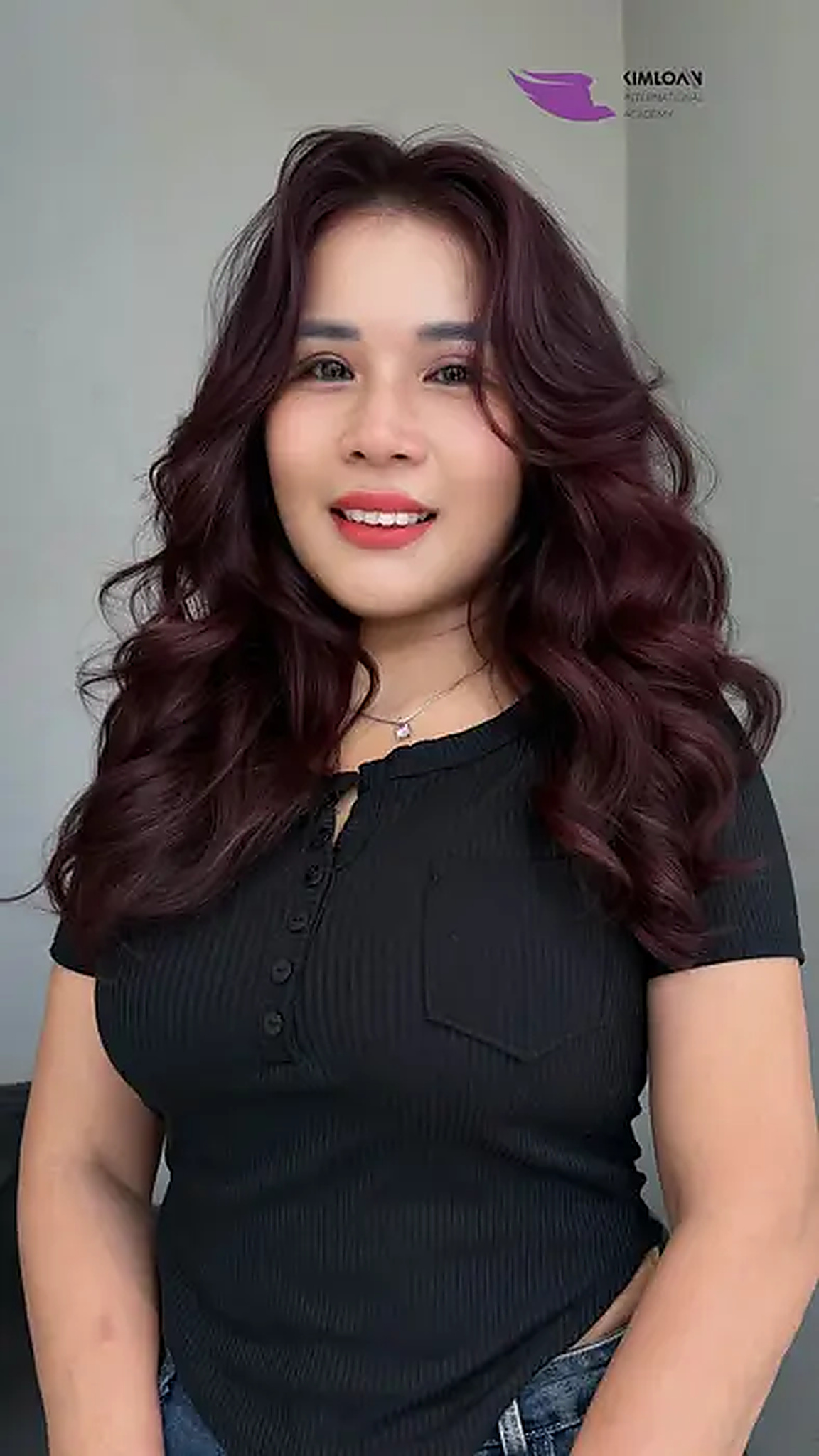 Nụ cười tự tin và rạng rỡ của khách hàng Tuyết Hà
