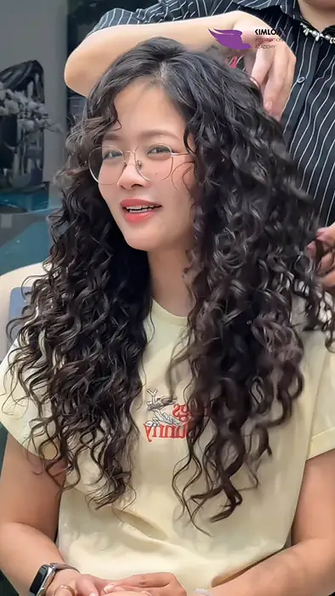 Gen Z không ngại thay đổi cùng Jelly Perm - Từng thớ lọn xoăn phóng khoáng
