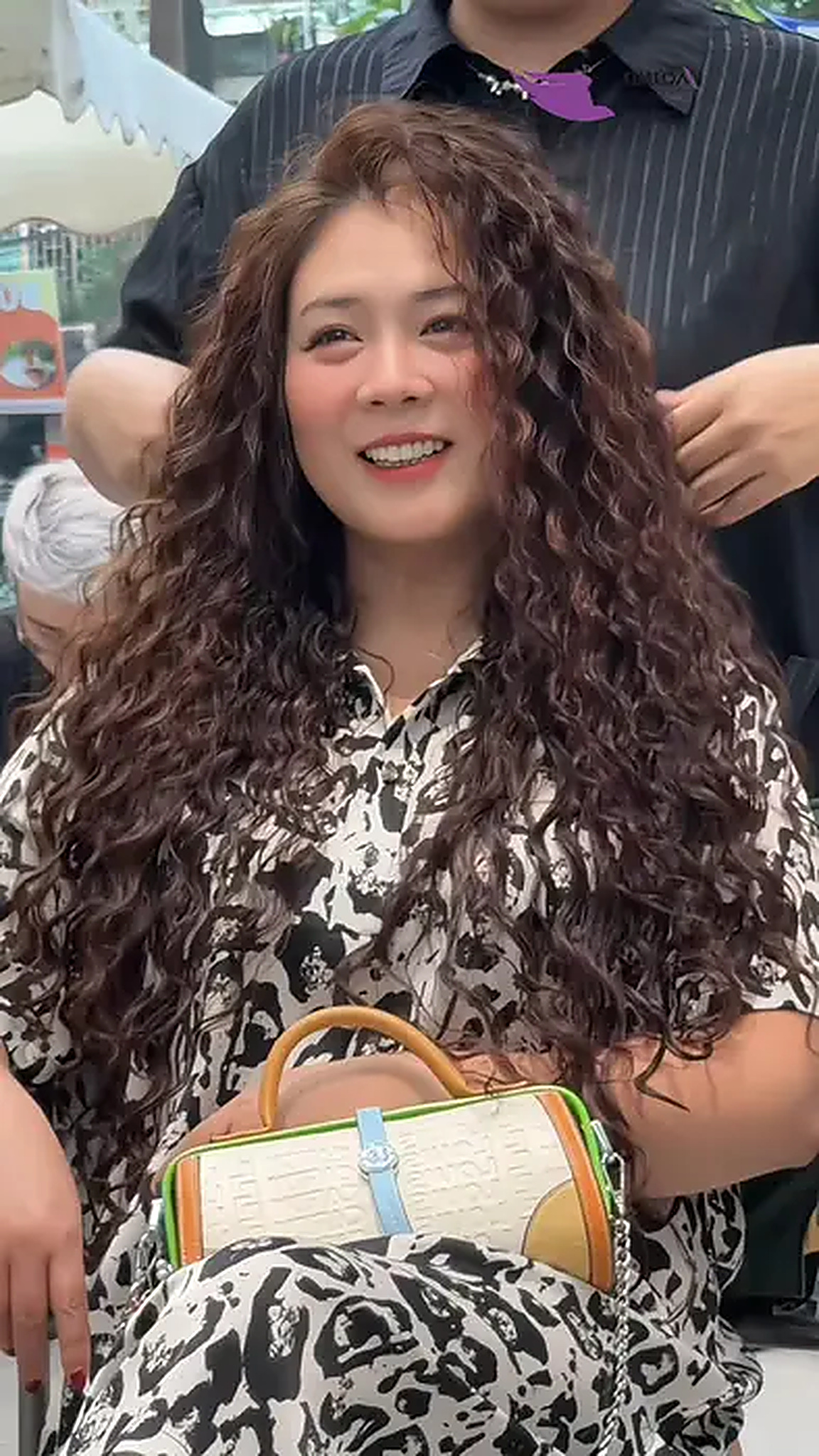 Jelly Perm cho tóc mảnh nuôi 4 năm - Lọn sóng sắc nét