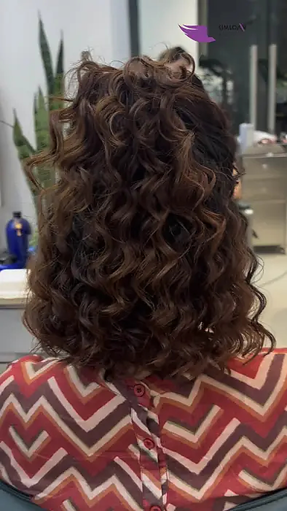 Uốn Jelly Perm cho tóc lỡ đón thu - Góc nghiêng thanh lịch